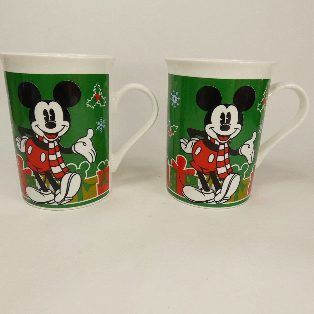 Two (2) Mickey Mouse Christmas Coffee Mug Cup Walt Disney Green Red White UEJY#